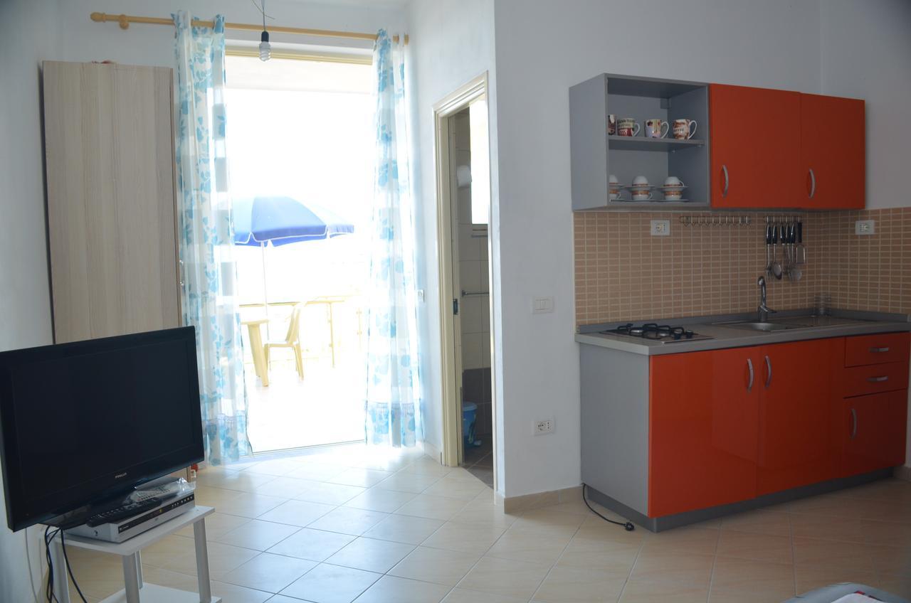 Vila Hadhri Borsh Extérieur photo