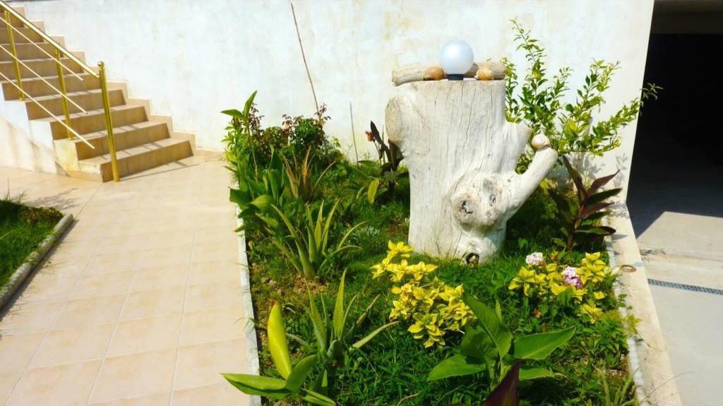 Vila Hadhri Borsh Extérieur photo